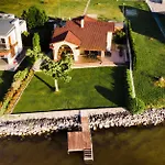 Balaton View * Балатонбоглар